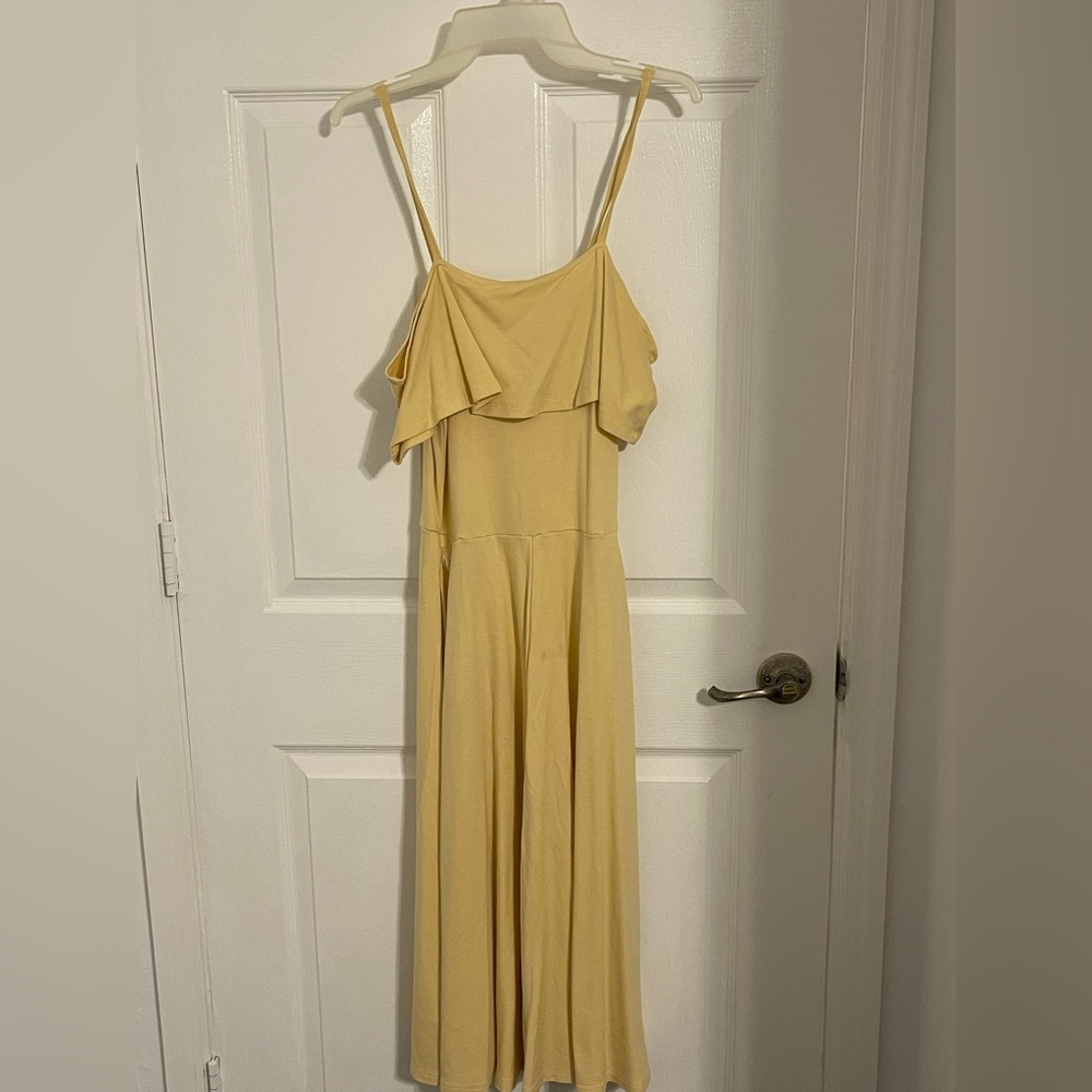 Keith-Yellow dress-Off-the-Shoulder